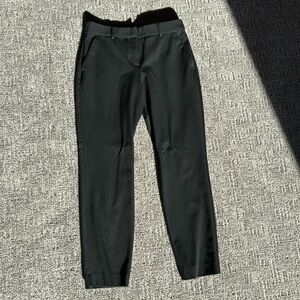 EXPRESS COLUMNIST ANKLE MID RISE SIZE 6R BLACK TROUSERS